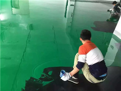 赫山下面给你一份环氧地坪漆施工的完整流程